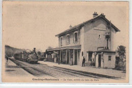 COUDRAY MONTCEAUX : La Gare - Très Bon état - Autres & Non Classés