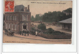 MOREUIL - Avenue De La Gare Et Gare Aux Marchandises - Très Bon état - Moreuil