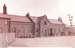 Wymondham Station Ca. 1900 HERUITGAVE - Stations Without Trains