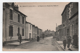 BOUAYE (Loire-Infér.)-La Poste Et La Route Du Pellerin - Bouaye