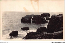 ABZP3-85-0203 - SAINT GILLES CROIX DE VIE - Les Rochers - Saint Gilles Croix De Vie