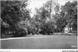 ADZP4-95-0299 - MAGNY-en-VEXIN - Les Jardins De La Ville - Magny En Vexin