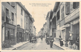 La Côte Saint André - La Rue De La République - La Côte-Saint-André