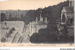 AFCP8-84-0853 - AVIGNON - Place Du Palais Des Papes Et Le Calvaire  - Avignon (Palais & Pont)