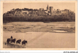 AFCP7-84-0788 - La Douce France - AVIGNON - Les Bords Du Rhône  - Avignon