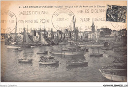 AIGP8-85-0855 - SABLES D'OLONNE - Un Joli Coin Du Port Vers La Chaume - Sables D'Olonne