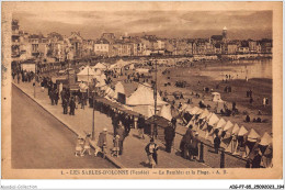 AIGP7-85-0770 - SABLES D'OLONNE - Le Remblai Et La Plage - Sables D'Olonne