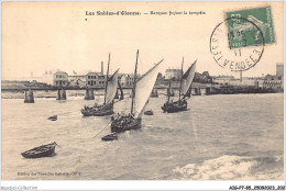 AIGP7-85-0774 - SABLES D'OLONNE - Barques Fuyant La Tempete - Sables D'Olonne