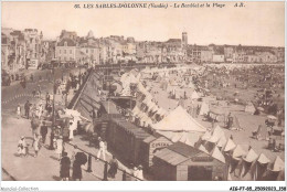 AIGP7-85-0752 - SABLES D'OLONNE -  Le Remblai Et La Plage - Sables D'Olonne