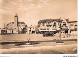 AIGP11-85-1244 - LES SABLES D'OLONNE - Vendée - Place De Strasbourg Et église Saint-pierre - Sables D'Olonne