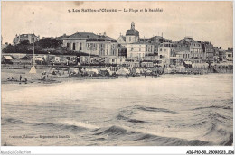 AIGP10-85-1104 - LES SABLES-d'OLONNE - La Plage Et Le Remblai - Sables D'Olonne