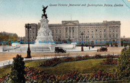 R131907 Queen Victoria Memorial And Buckingham Palace. London. Valentine - Otros & Sin Clasificación