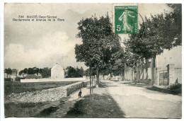 Deux Sèvres CPA Voyagé * MAUZÉ Gendarmerie Et Avenue De La Gare - Mauze Sur Le Mignon