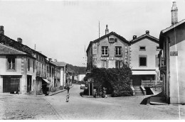 FONTENOY LE CHATEAU - Place Gobert Et Rue De L'Achenale - Très Bon état - Autres & Non Classés