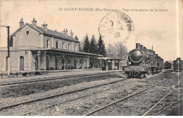 SAINT YRIEIX - Vue Intérieure De La Gare - état - Saint Yrieix La Perche