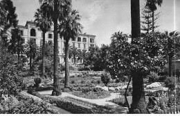 AJACCIO - Le Grand Hôtel Et Continental Et Son Parc - Très Bon état - Ajaccio