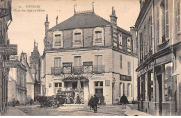 BOURGES - Place Des Quatre Piliers - état - Bourges