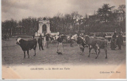 CHARTRES : Le Marché Aux Vaches - Bon état (légères Marques D'album) - Autres & Non Classés