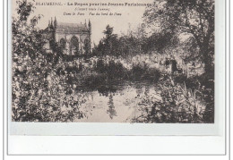 BEAUMESNIL - Le Repos Pour Les Jeunes Parisiennes - Dans Le Parc Vue Au Bord De L'Eau - Très Bon état - Beaumesnil