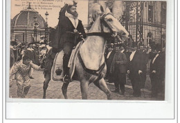 TROYES - 12 Septembre 1909 - 1ere Fête De La Bonneterie - Henri IV Saluant Les Membres Du Comité - Très Bon état - Troyes