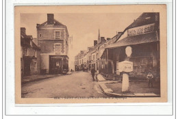 SAINT-PIERRE : Rue De La Republique - Tres Bon Etat - Autres & Non Classés