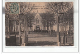 LOUVIERS : Ecole St-louis - Tres Bon Etat - Louviers