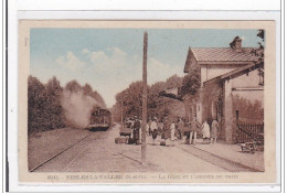 NESLES-la-VALLEE : La Gare Et L'arrivée Du Train - Etat - Nesles-la-Vallée