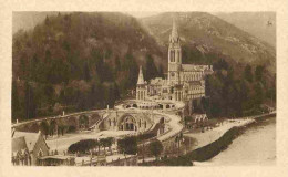 65 - Lourdes - Ville Connue Pour Son Pèlerinage Chrétien - CPA - Voir Scans Recto-Verso - Lourdes