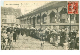 29.DOUARNENEZ.n°15421.RUE DES HALLES.LE MARCHE.MANQUE IMPORTANT - Douarnenez