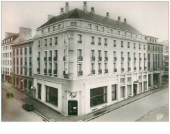 29 .n°39834 . Brest. L Hotel Continental. Cpsm 15 X 10 Cm . - Brest