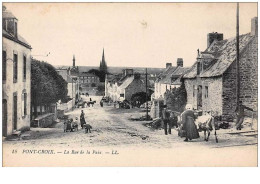 29 . N°50461 . Pont Croix . La Rue De La Paix - Pont-Croix