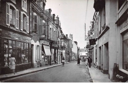 36 . N° 101561 . Cpsm .9x14 Cm .la Chatre .rue Nationale . - La Chatre