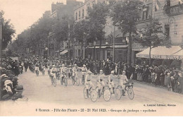 35. N°55761.rennes.fête Des Fleurs.mai 1923.groupe De Jockeys.cyclistes - Rennes