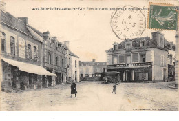 35 . N°205419. Bain De Bretagne. Place St Martin. Hotel. En Etat - Other & Unclassified