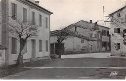 31- St Julien - SAN20403 - Place De La Mairie - CPSM - Autres & Non Classés