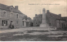 35 - DOURDAIN - SAN29652 - La Place De L'Eglise Et Le Monument - Sonstige & Ohne Zuordnung
