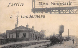 29.AM18373.Landerneau.Bon Souvenir.Gare.Train - Landerneau