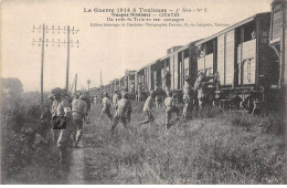 31 - TOULOUSE - SAN37993 - La Guerre De 1914 - Troupes Hindoues - Un Arrêt Du Train En Rase Campagne - Toulouse