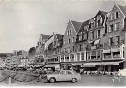 35. N° Kri10593 .cancale . Quai Adt. Thomas Et Les Hotels . N° 2353 . Edition Yvon . Sm 10X15 Cm . - Cancale