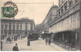 31 - TOULOUSE - SAN44661 - Place Du Capitole - Rue Du Poids De L'Huile Et Café De La Paix - Toulouse