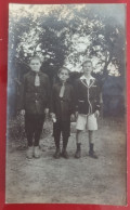 Ph Originale - Trois Petits Amis Posant à L'école Misioneros Del Rosario, Argentine, 1924 - Anonieme Personen