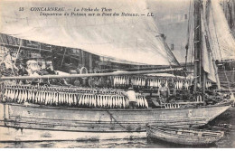 29 - CONCARNEAU - SAN48834 - La Pêche Du Thon - Disposition Du Poisson Sur Le Pont Des Bateaux - Concarneau