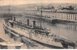 29 - BREST - SAN48842 - Le Croiseur Guicheu Dans Le Port De Guerre - Brest
