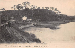 29 - AUDIERNE - SAN48901 - D'Audierne à Pont Croix - Passage Du Train - Audierne