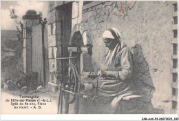 CAR-AACP3-37-0224 - Tourangelle DE RILLY-SUR-VIENNE, Agée De 80 Ans Filant Au Rouet - Metier - Other & Unclassified