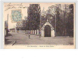 LES MUREAUX Entrée De L'Hôtel Esther - Les Mureaux