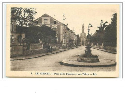 LE VESINET Place De La Fontaine Et Rue Thiers - Le Vésinet