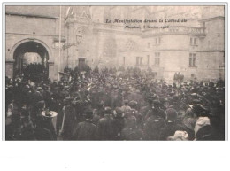 La Manifestation Devant La Cathédrale. MOULINS, 5 Février 1906 - Moulins