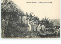 GRANDE COMORE - La Mosquée Dans Un Village - Comorre