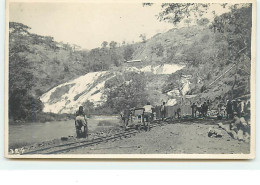 Congo - Kinshasa - SOGEFOR - Hommes Poussant Des Chariots Sur Des Rails - Autres & Non Classés